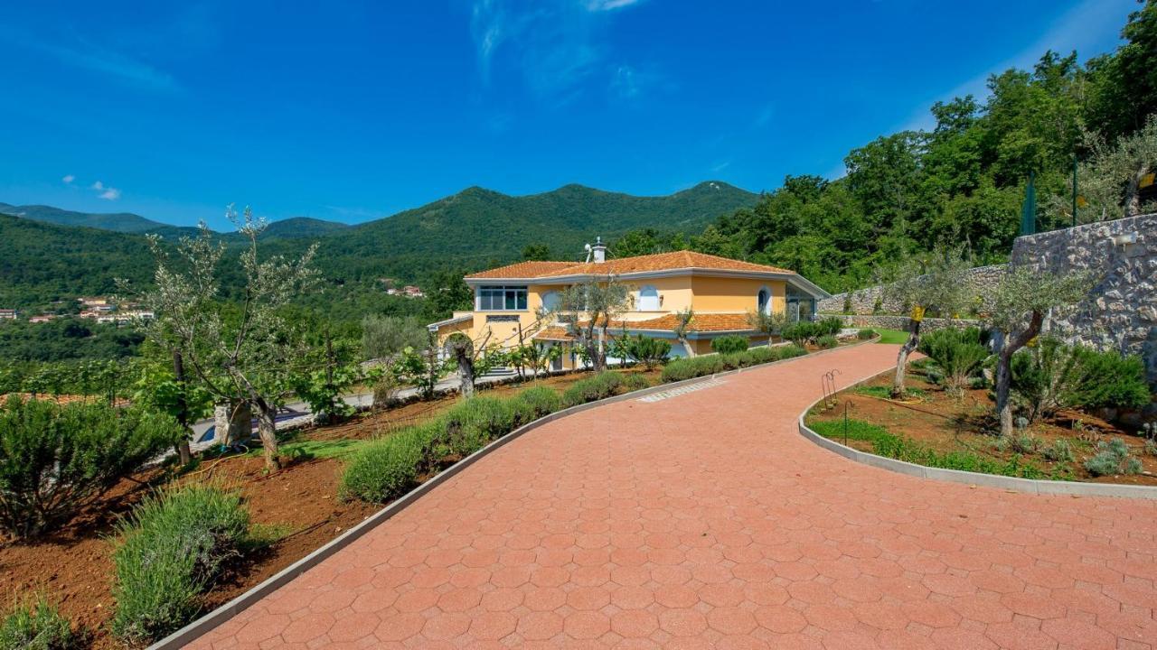 Apartments Villa Bv Opatija Exteriér fotografie